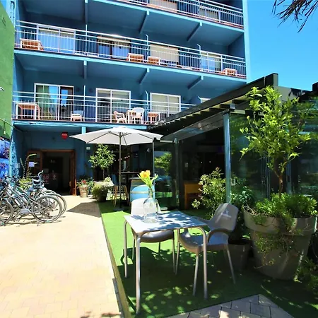 Hostal Costa Brava *